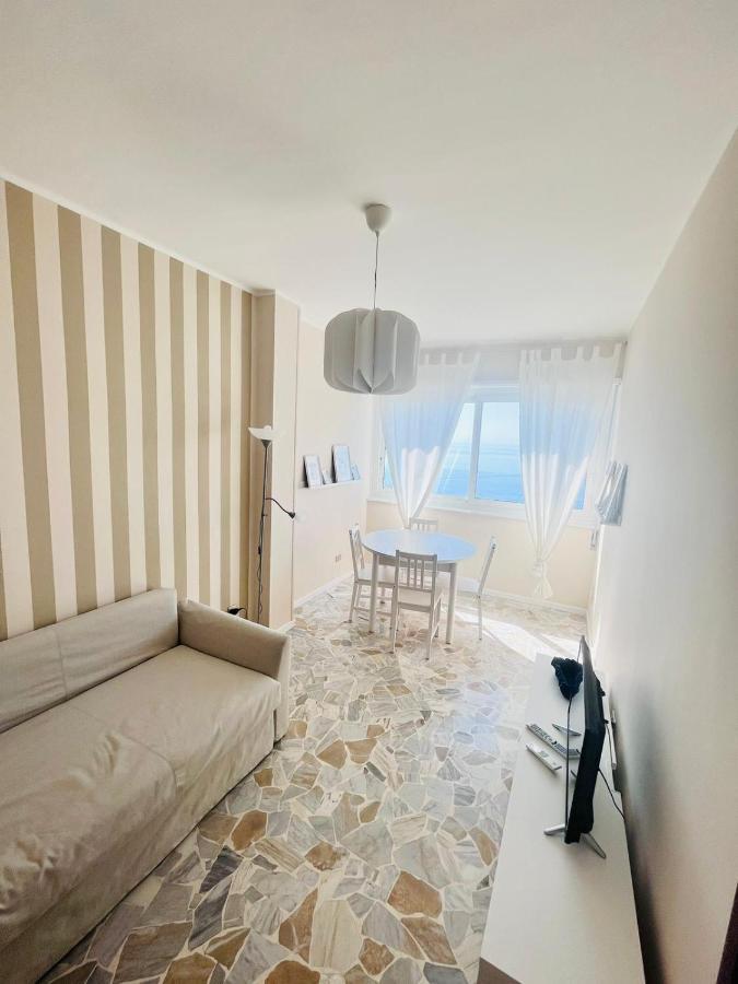 Suite Sunset 7 - Fronte Mare Sanremo Eksteriør billede